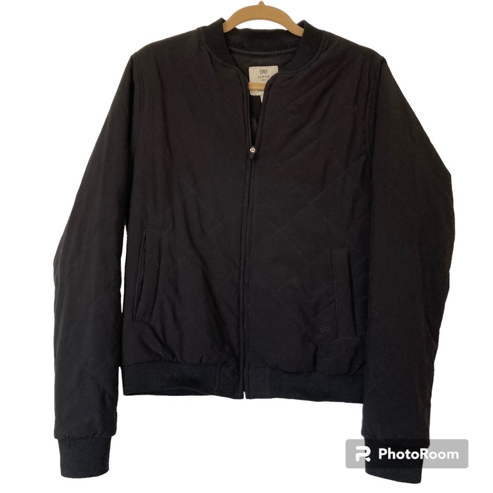Albion Womens Size M Black Quilted Bomber Lightweight Jacket Zip Stretch